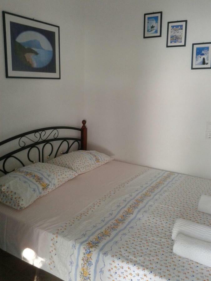 Floras Rooms And Studios Anafi Zewnętrze zdjęcie