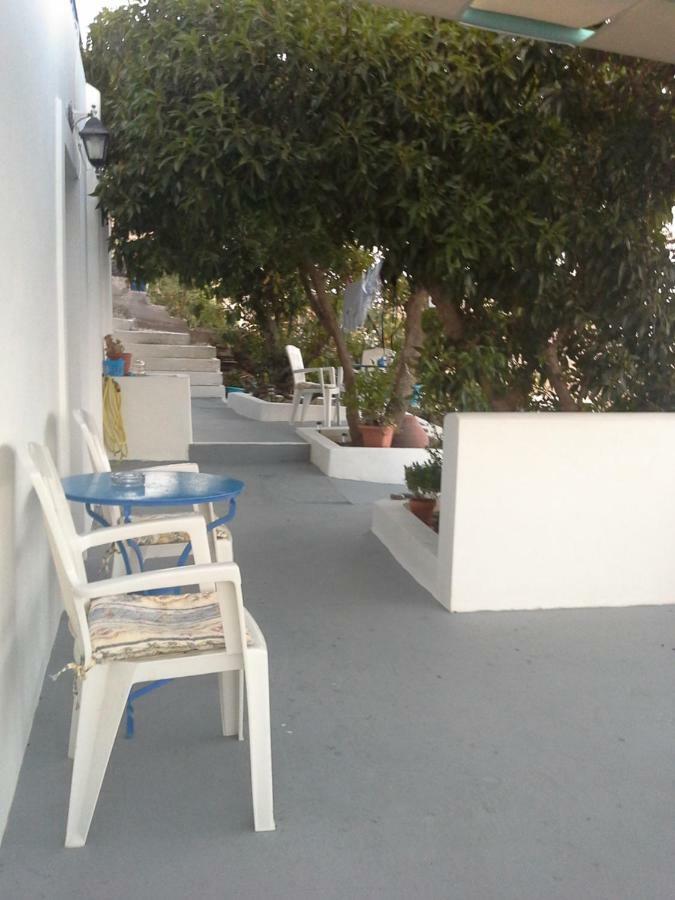 Floras Rooms And Studios Anafi Zewnętrze zdjęcie
